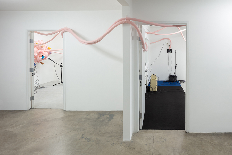 Nathaniel Mellors & Erkka Nissinen<br>Bad Mantras, 2019, Animatronic sculpture, guitar, keyboard, drum machine, amplifiers, microphones, 12 minutes, looped, Edition of 2.