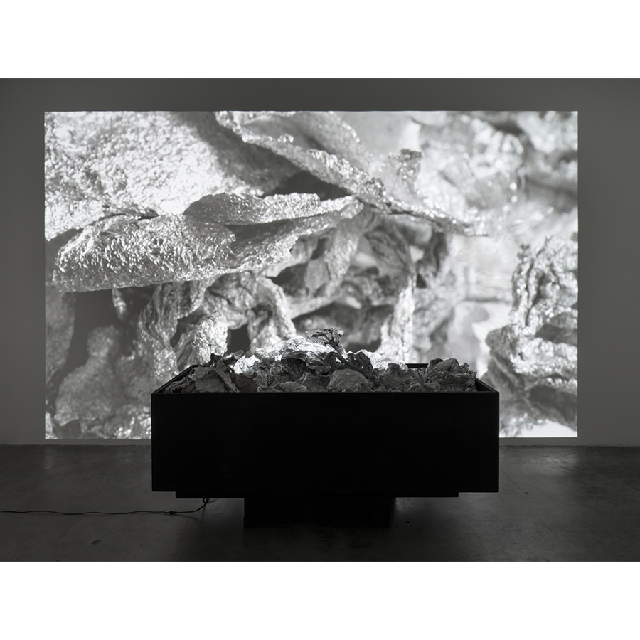 Anna Betbeze & Caye Castagnetto, Beginnings, Endings, 2022. Photo by Fredrik Nilsen Studio.